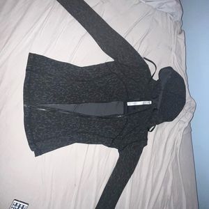 Lululemon Nulu hooded define jacket. Colour Leopard camo deep coal.